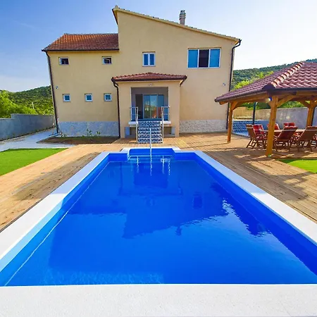 Tatil Evi Julija By Interhome