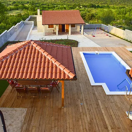 Julija By Interhome