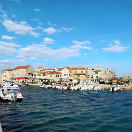 Julija By Interhome * Gacelezi