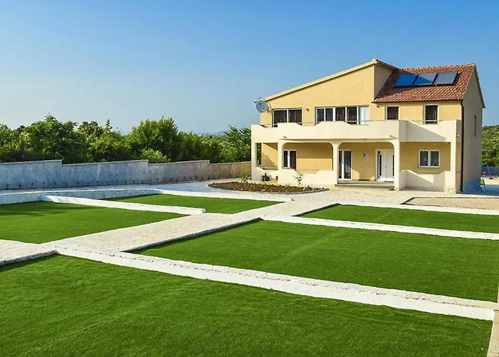 Feriehus Julija By Interhome