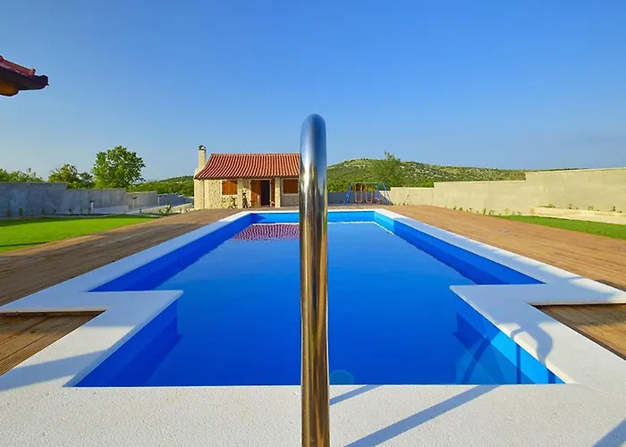 Julija By Interhome Feriehus Gacelezi