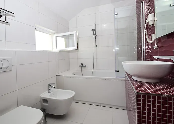 Julija By Interhome * Gacelezi